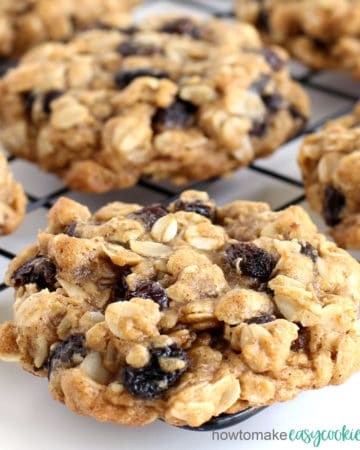 chewy oatmeal raisin cookies recipe image