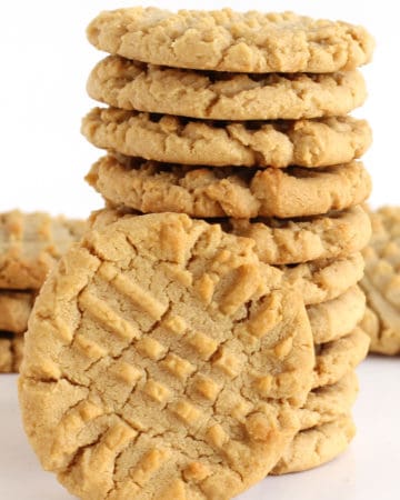 crispy and chewy peanut butter cookies