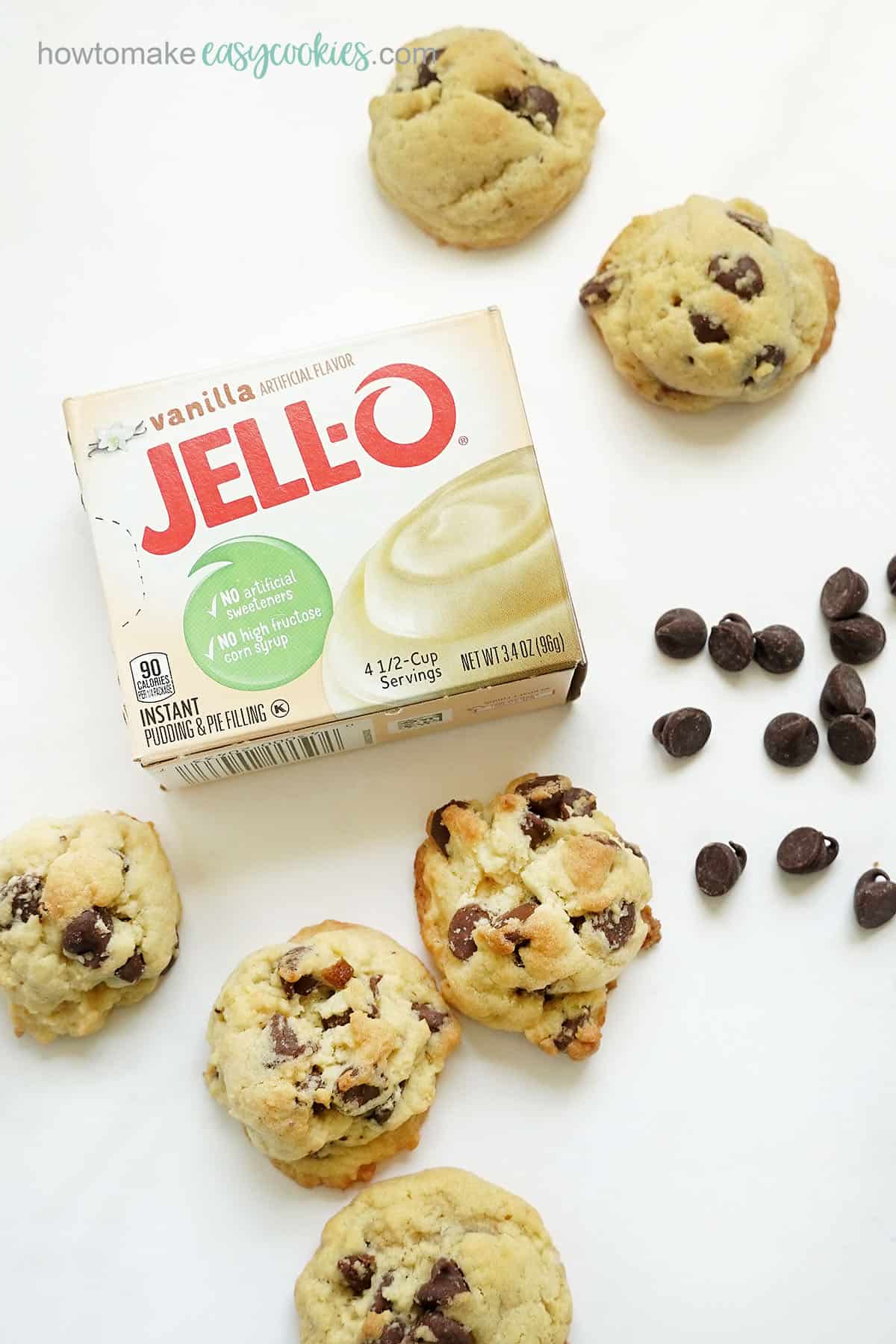 Jell-O instant vanilla pudding mix with chocolate chip cookies