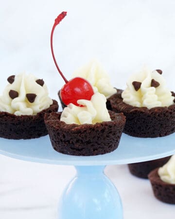 double chocolate cookie cups with cream cheese frosting filling