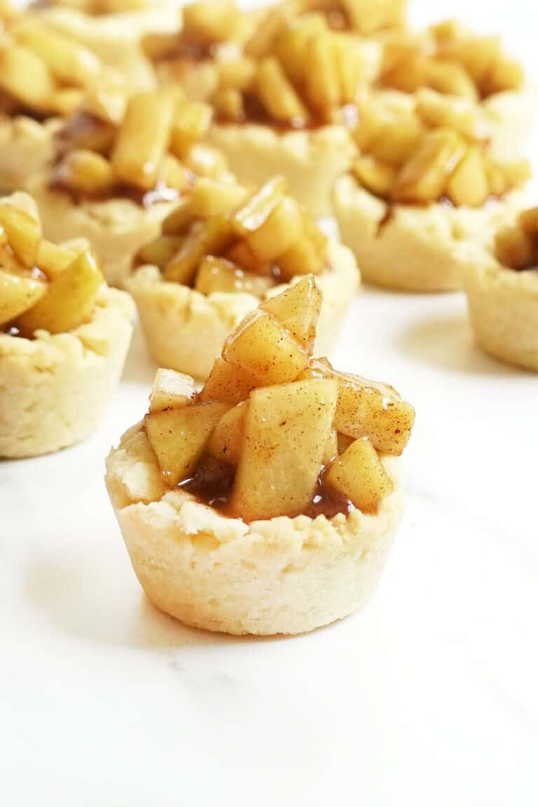 shortbread cookie cups with apple pie filling
