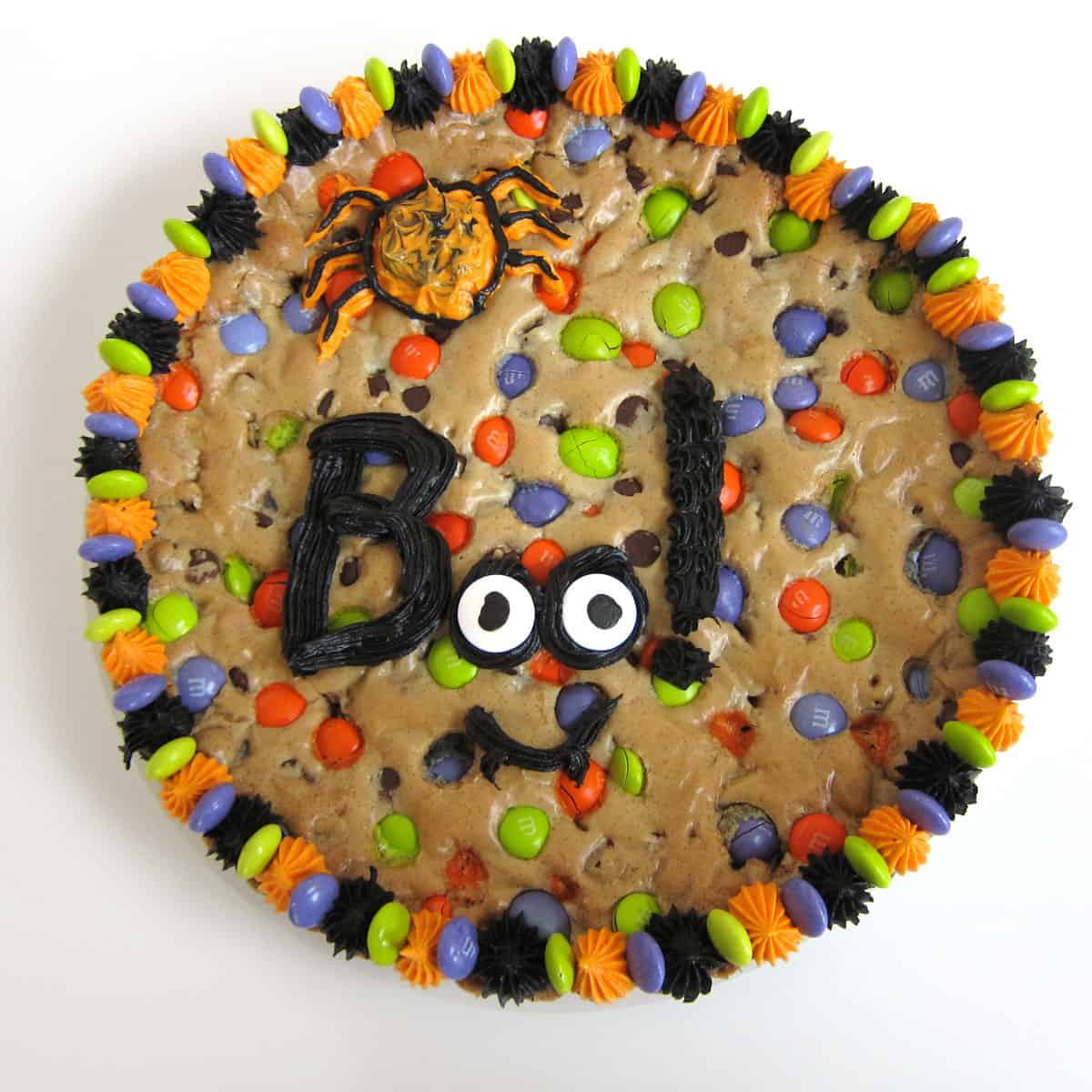 Halloween cookie cake for kids