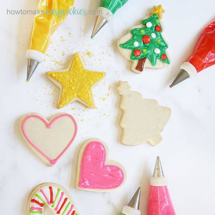 How to make cut-out sugar cookies with powdered sugar and decorate with royal icing